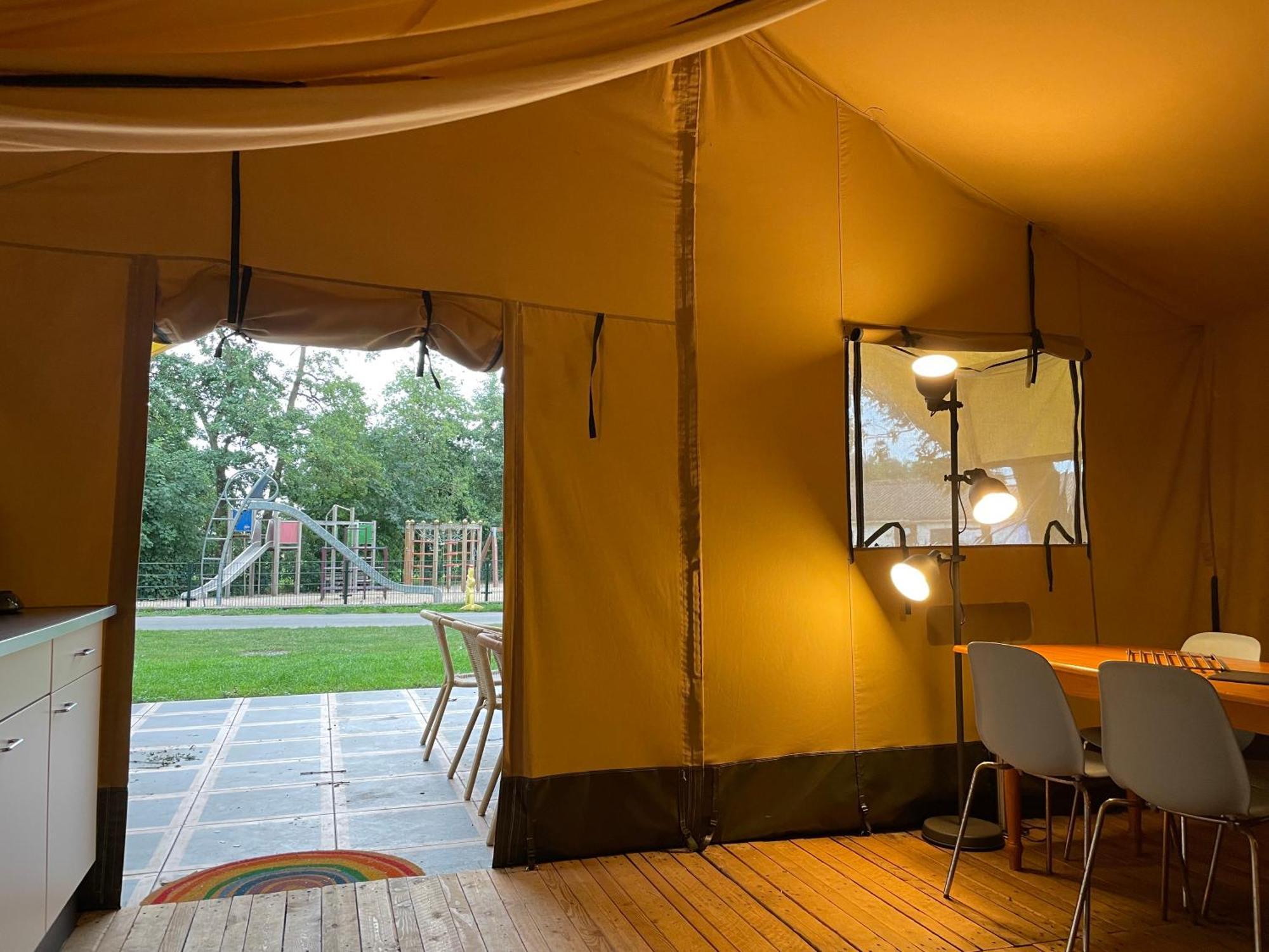 Camping Engelbert Γκρόνιγκεν Εξωτερικό φωτογραφία
