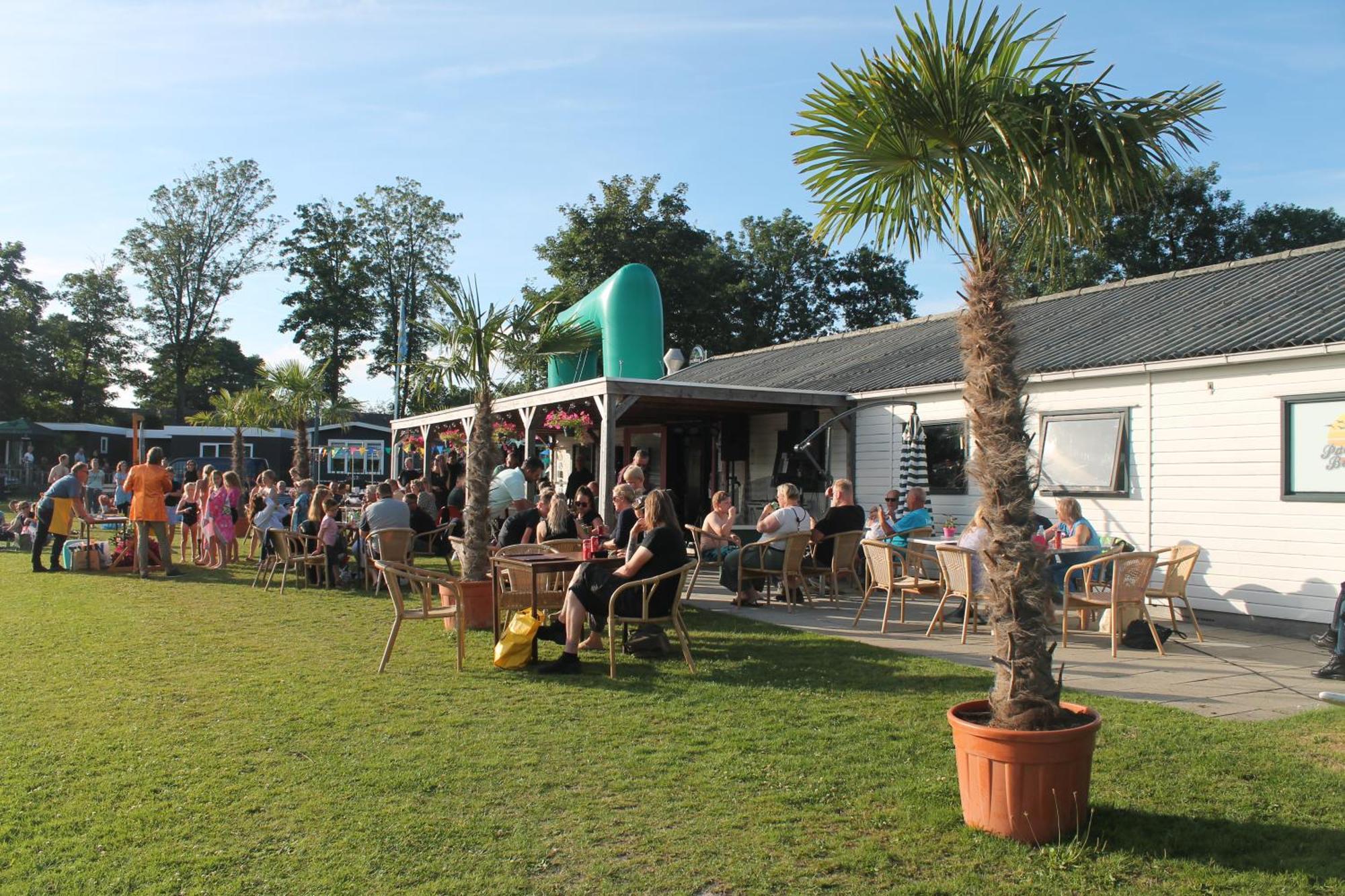 Camping Engelbert Γκρόνιγκεν Εξωτερικό φωτογραφία